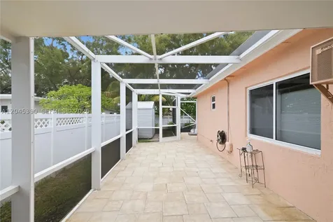 5190 SW 89th Avenue Cooper City FL 33328