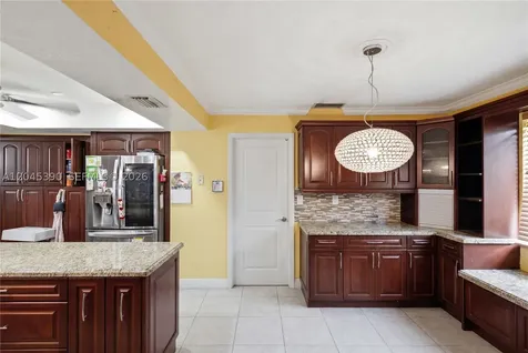 5190 SW 89th Avenue Cooper City FL 33328