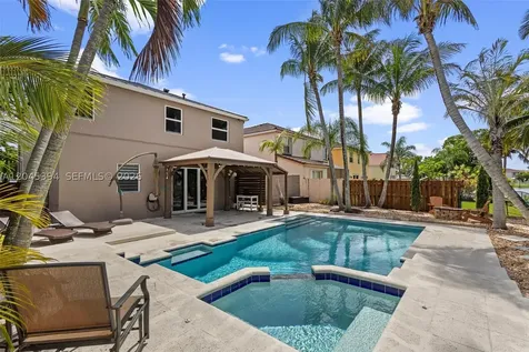 15835 NW 7th Street Pembroke Pines FL 33028