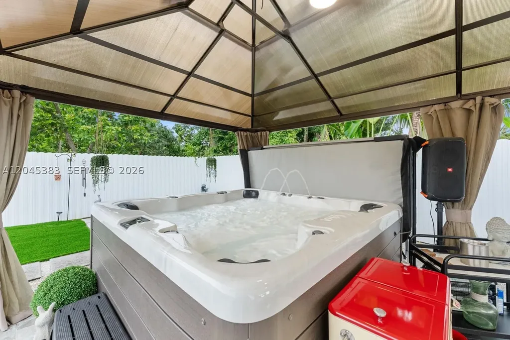9508 N Military Trail Palm Beach Gardens FL 33410