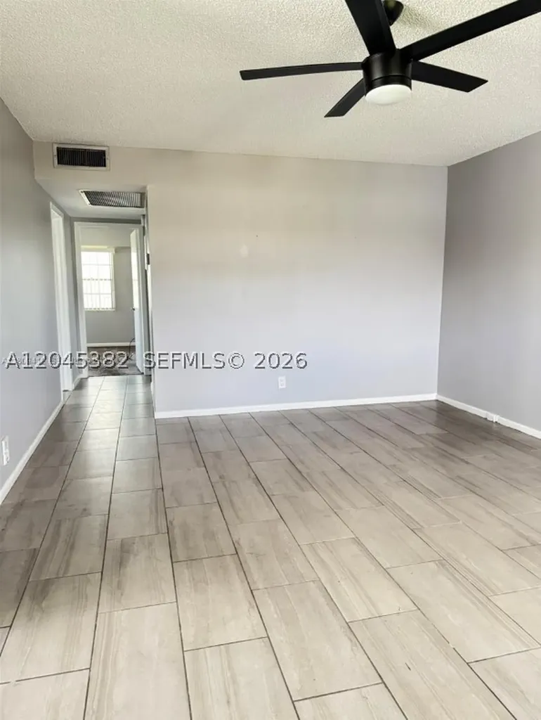 165 Fanshaw D Boca Raton FL 33434