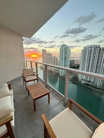 300 S Biscayne Boulevard Miami FL 33131