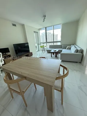 300 S Biscayne Boulevard Miami FL 33131
