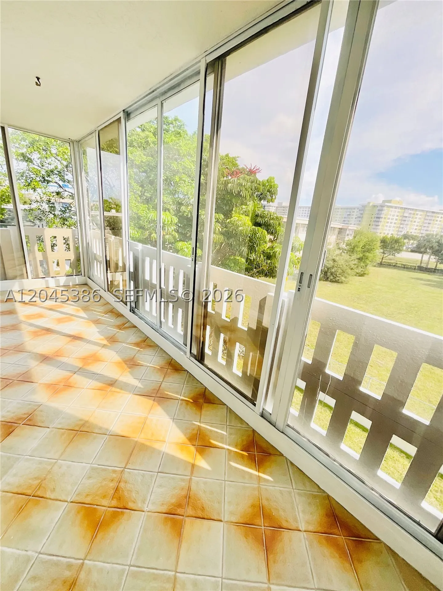919 Hillcrest Drive Hollywood FL 33021