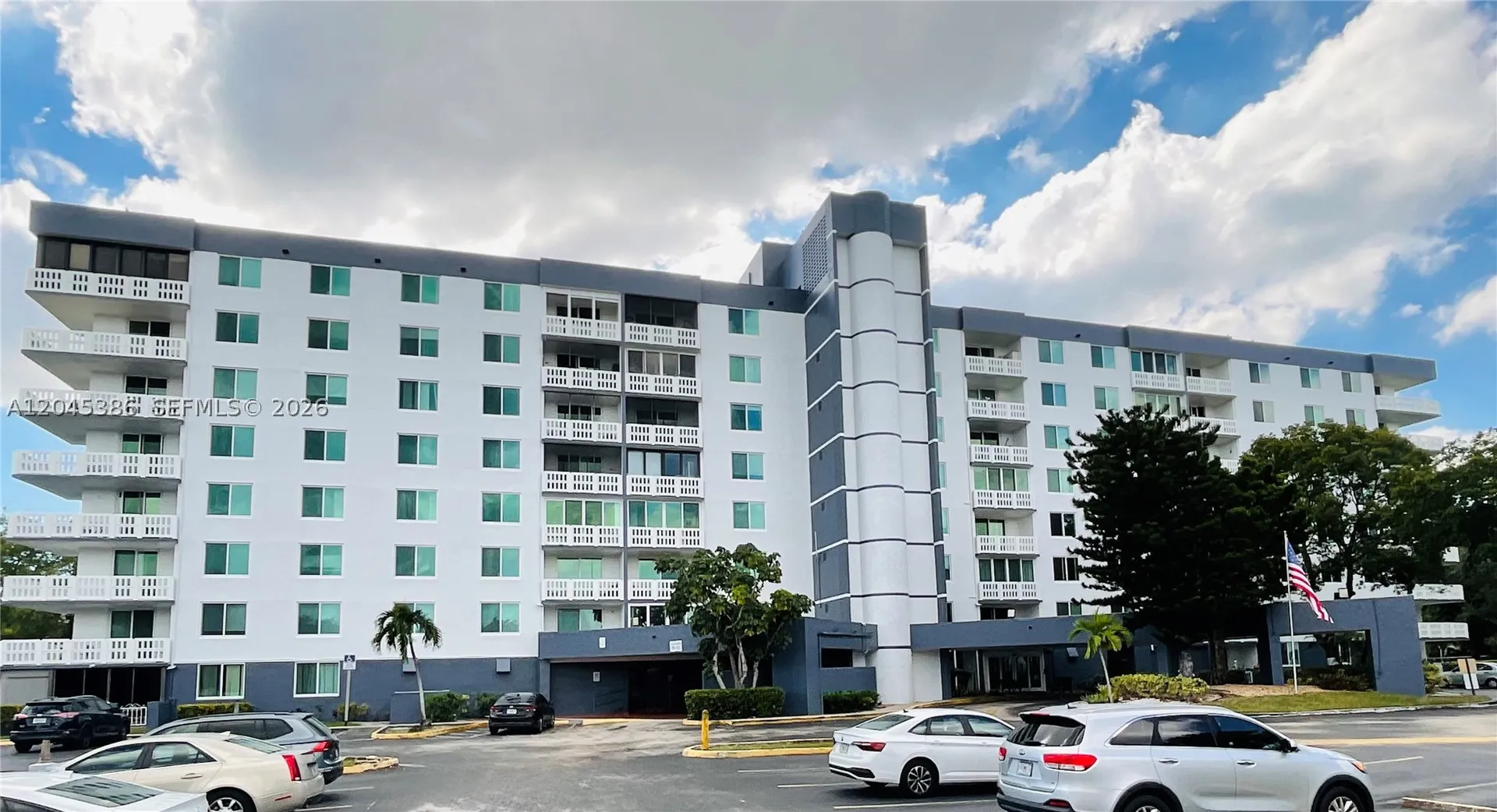 919 Hillcrest Drive Hollywood FL 33021