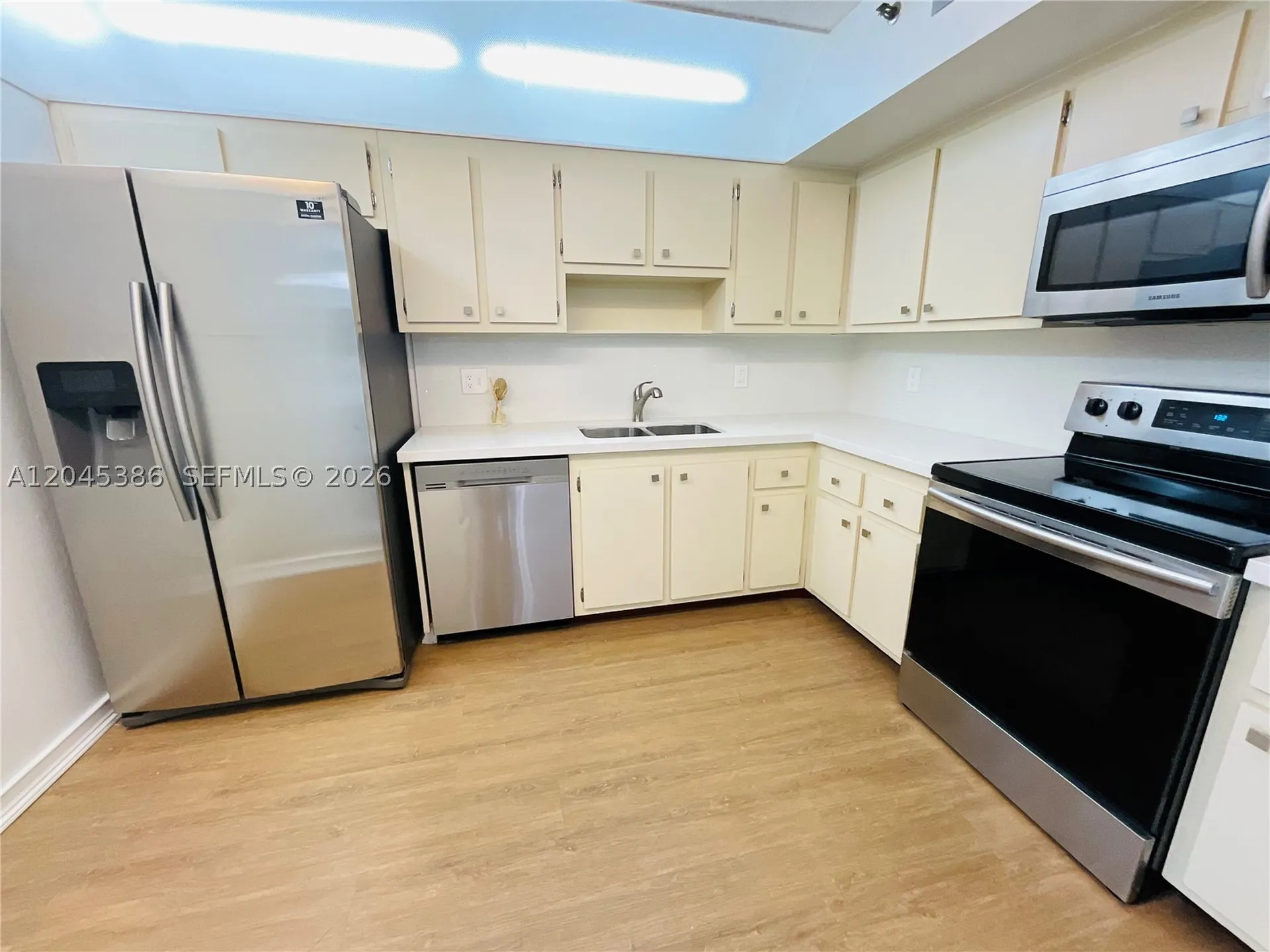 919 Hillcrest Drive Hollywood FL 33021