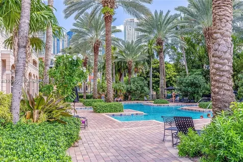 17150 N Bay Road Sunny Isles Beach FL 33160