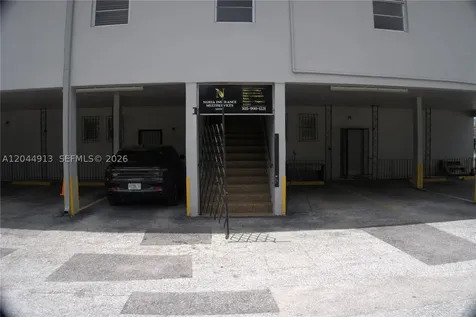 2433 NW 7th Street Miami FL 33125