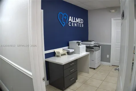 2433 NW 7th Street Miami FL 33125