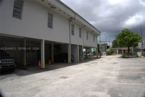 2433 NW 7th Street Miami FL 33125