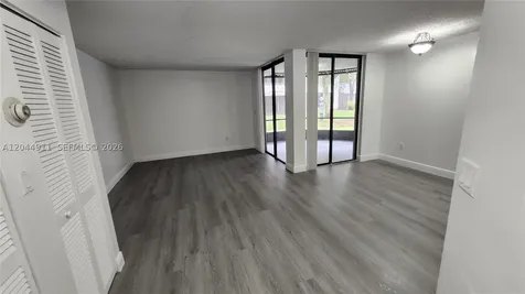8205 SW 152nd Avenue Miami FL 33193