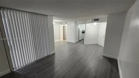 8205 SW 152nd Avenue Miami FL 33193