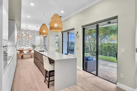 8289 NW 38th Street Cooper City FL 33024