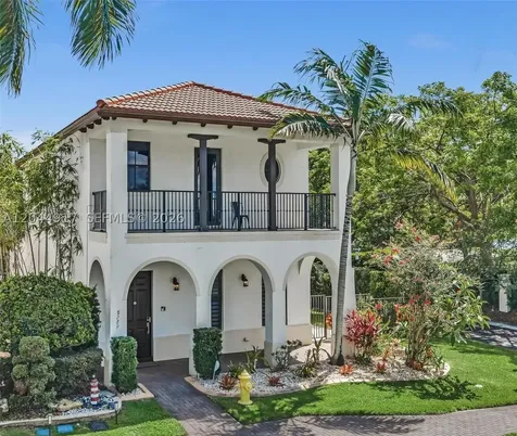 8289 NW 38th Street Cooper City FL 33024