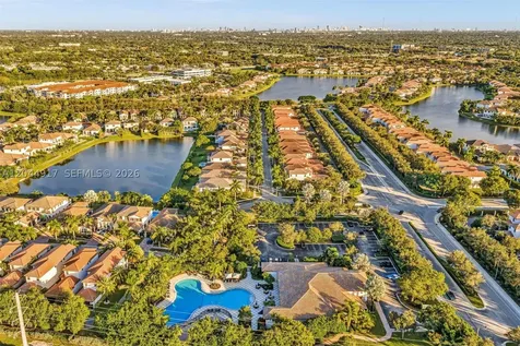 8289 NW 38th Street Cooper City FL 33024