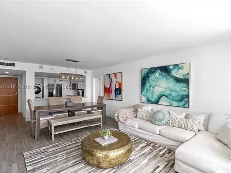 400 S Pointe Drive Miami Beach FL 33139