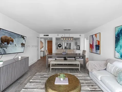 400 S Pointe Drive Miami Beach FL 33139