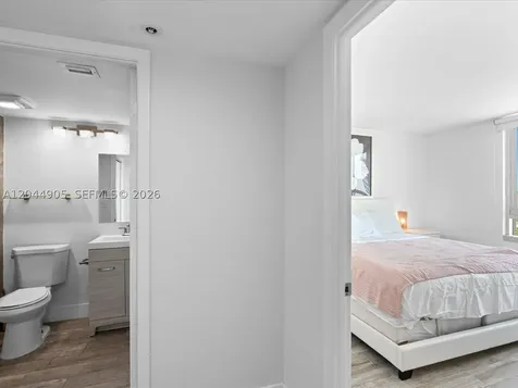 400 S Pointe Drive Miami Beach FL 33139