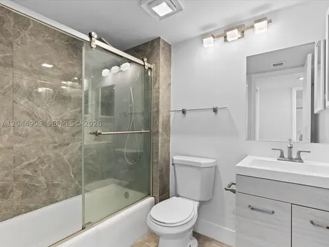 400 S Pointe Drive Miami Beach FL 33139