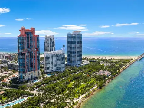 400 S Pointe Drive Miami Beach FL 33139