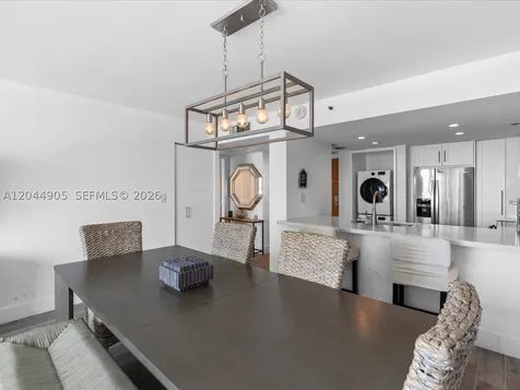 400 S Pointe Drive Miami Beach FL 33139
