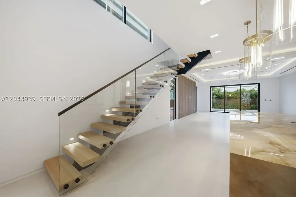 1332 NE 16th Terrace Fort Lauderdale FL 33304