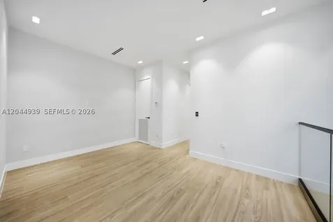 1332 NE 16th Terrace Fort Lauderdale FL 33304