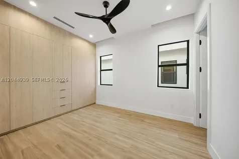 1332 NE 16th Terrace Fort Lauderdale FL 33304