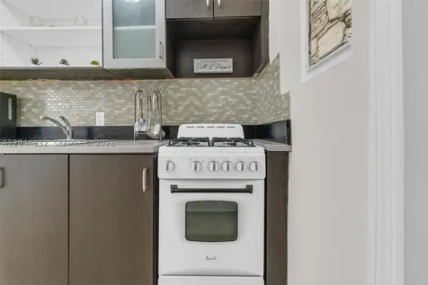 503 75th Street Miami Beach FL 33141