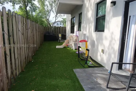 10467 NW 82nd Street Doral FL 33178
