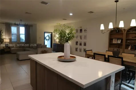 10467 NW 82nd Street Doral FL 33178