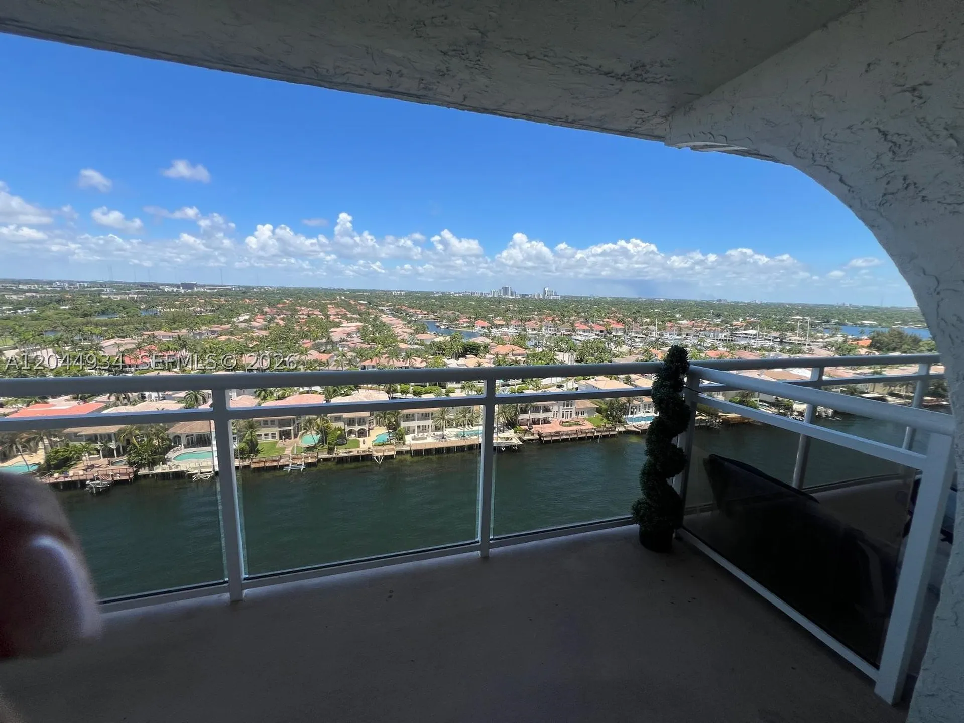 1600 S Ocean Drive Hollywood FL 33019
