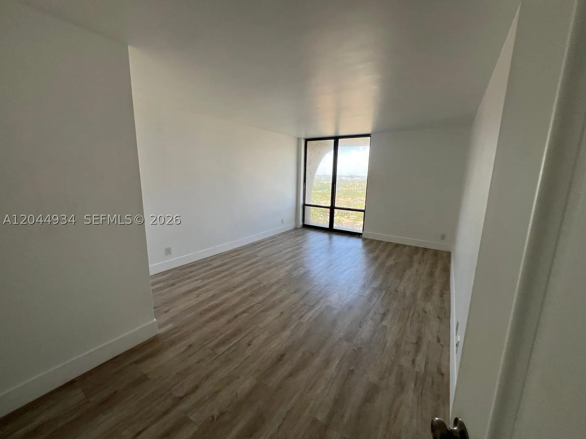 1600 S Ocean Drive Hollywood FL 33019