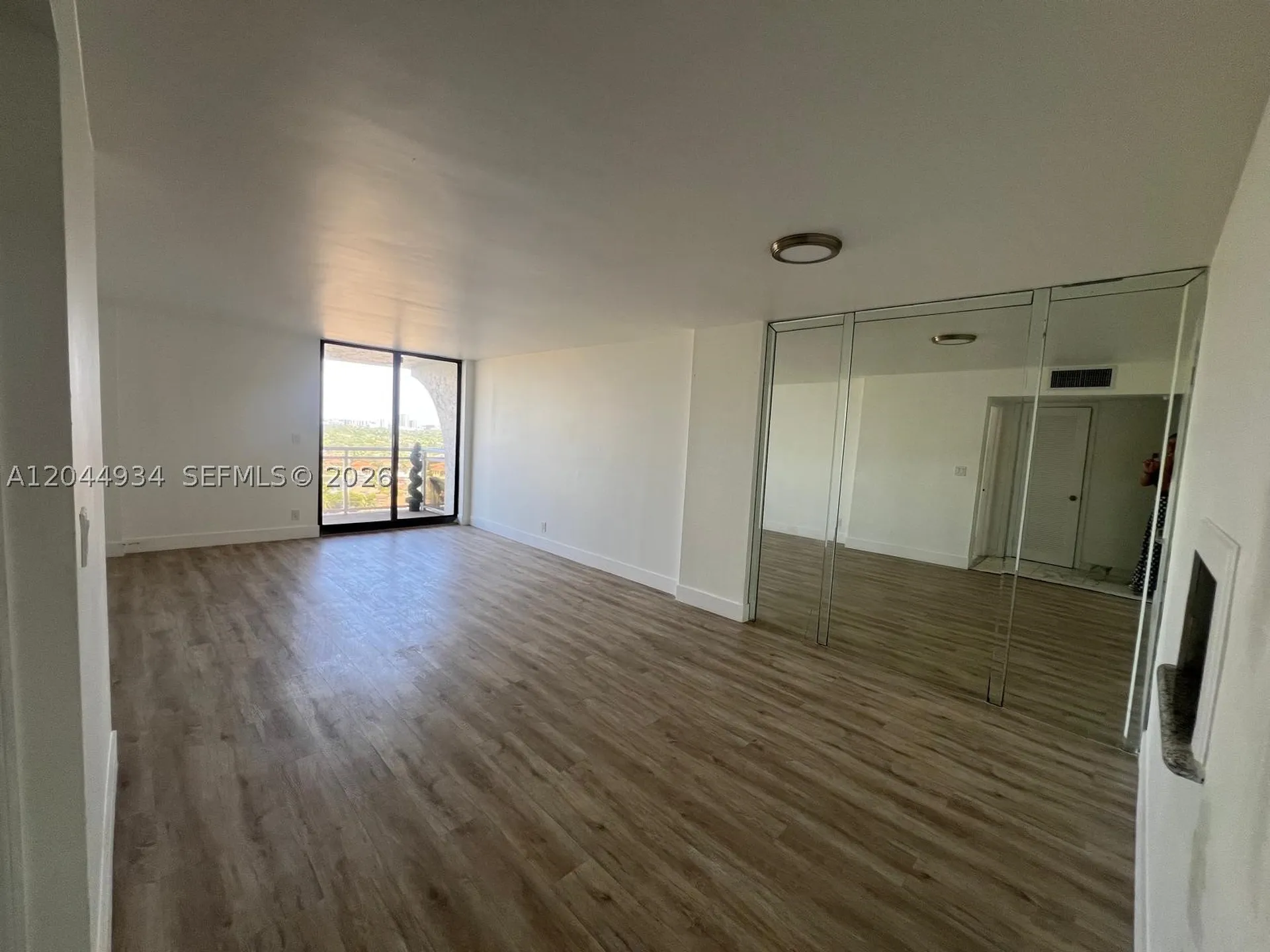 1600 S Ocean Drive Hollywood FL 33019