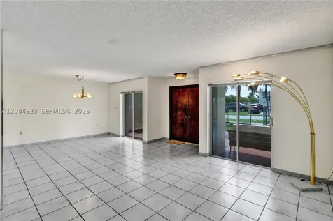 1050 SW 123rd Avenue Miami FL 33184