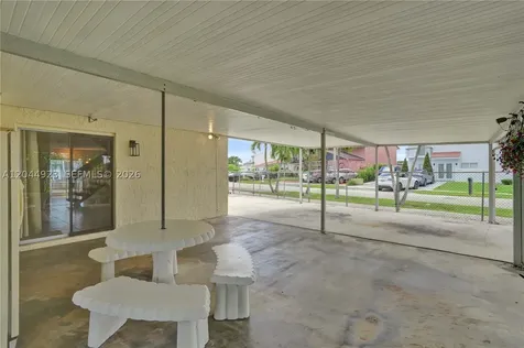 1050 SW 123rd Avenue Miami FL 33184