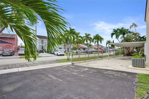 1050 SW 123rd Avenue Miami FL 33184