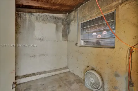 1050 SW 123rd Avenue Miami FL 33184