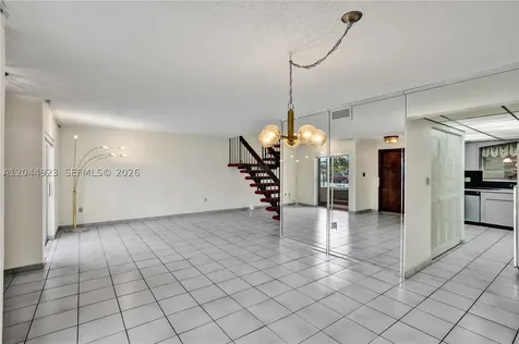 1050 SW 123rd Avenue Miami FL 33184