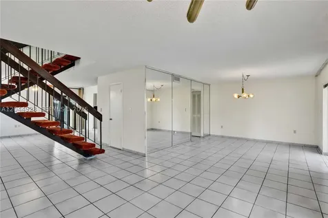 1050 SW 123rd Avenue Miami FL 33184