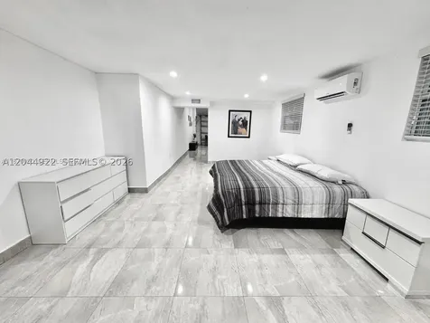 947 NE 149th Street Miami FL 33161