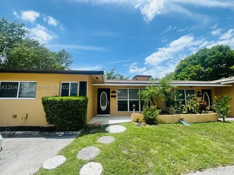 1061 NE 26th Avenue Pompano Beach FL 33062
