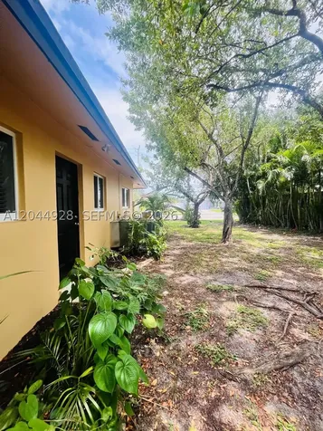 1061 NE 26th Avenue Pompano Beach FL 33062