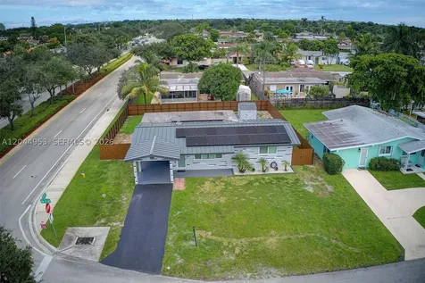 8891 NW 11th Street Pembroke Pines FL 33024