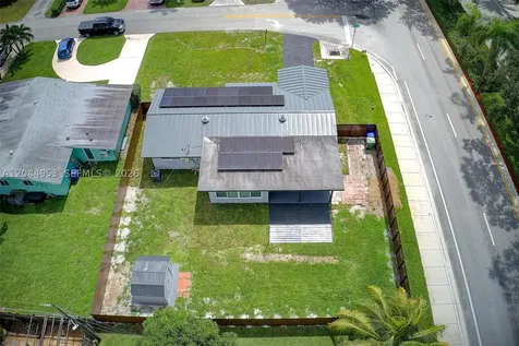 8891 NW 11th Street Pembroke Pines FL 33024