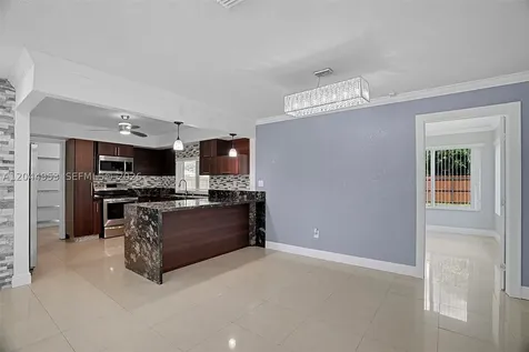 8891 NW 11th Street Pembroke Pines FL 33024