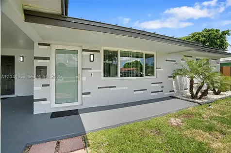 8891 NW 11th Street Pembroke Pines FL 33024