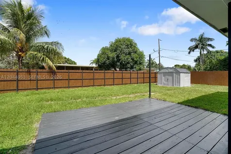 8891 NW 11th Street Pembroke Pines FL 33024