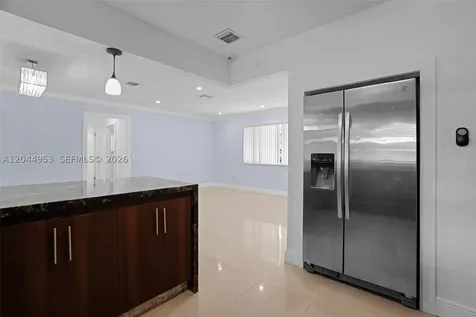8891 NW 11th Street Pembroke Pines FL 33024