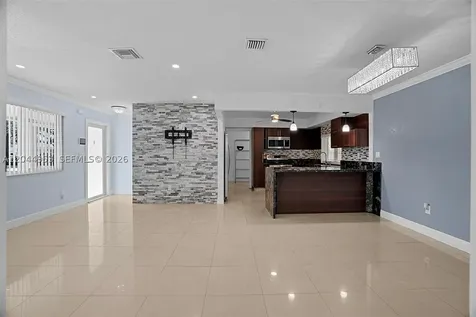 8891 NW 11th Street Pembroke Pines FL 33024